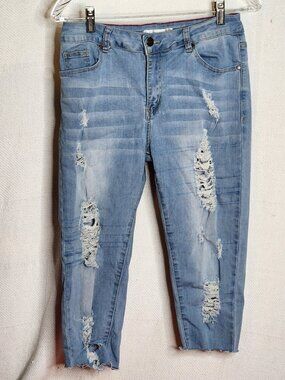 Vince Blue Co. Light Wash Distressed Cotton Poly Span Denim Capri Pants Size 7